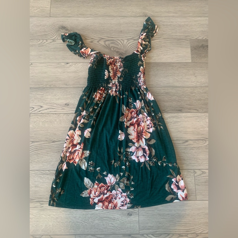 Extra small Nu Label green floral off the shoulder breathable summer dress